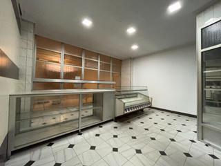 Business premise in Avenida CEDRE