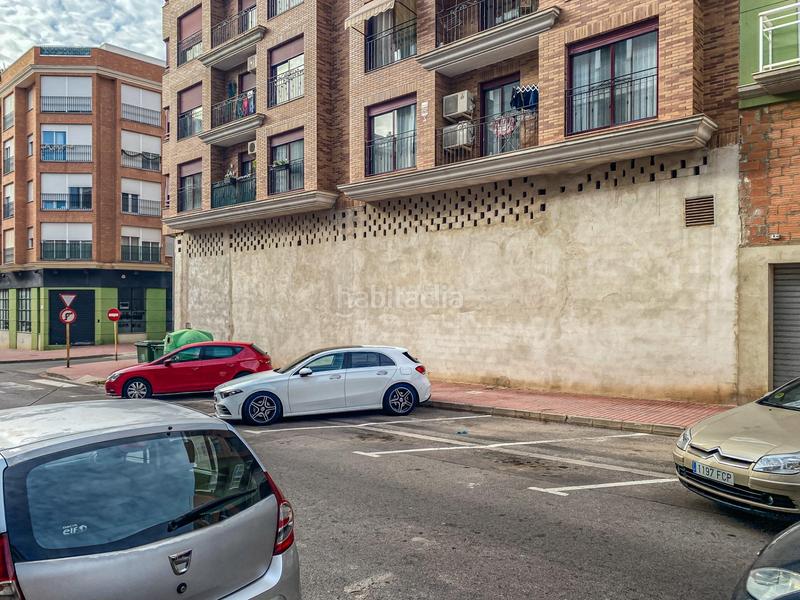 Foto 72d373e2-7243-4c74-98da-662ee56e27a3. Local comercial en calle en miquel v arnau abad 9 amplio local comercial en bruto con doble altura y 35 metros de fachada en Vall d´Uixó (la)