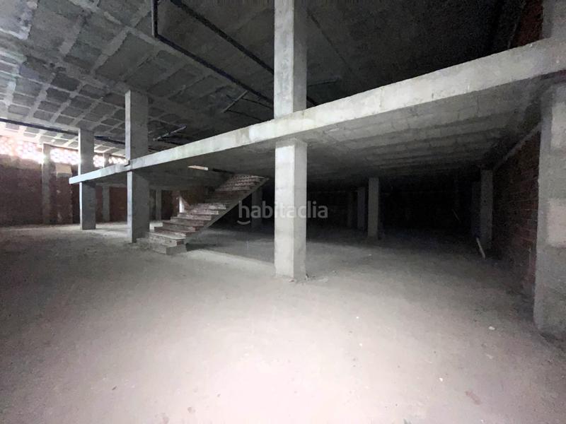 Foto 82a60f72-73ba-4b16-a988-a32e501fa3ce. Local comercial en calle en miquel v arnau abad 9 amplio local comercial en bruto con doble altura y 35 metros de fachada en Vall d´Uixó (la)