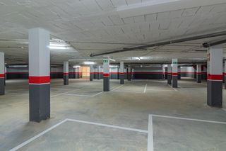 Parking coche en Calle TORREBLANCA 12