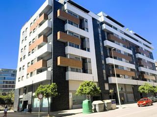Aparcament cotxe a Avenida hermanos bou 44. Plazas parking en castellón