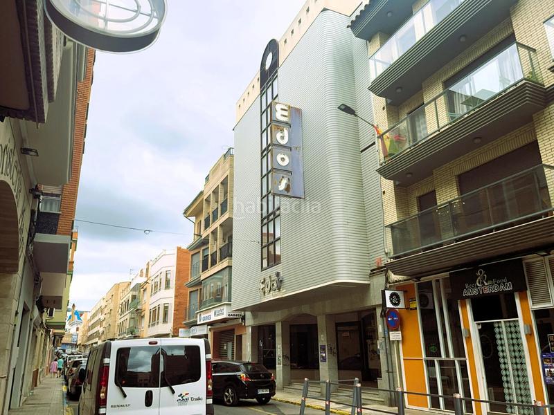 Foto c257c3b7-4e3e-497d-829b-ebf9bb153444. Local comercial en calle de benigafull 12 local comercial en Vall d´Uixó (la)