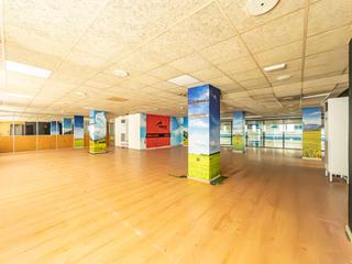 Local Comercial a Calle prim 15. Local en el centro de castellón anteriormente gimnasio con pisci