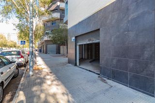 Lloguer Local Comercial a Carrer l'alguer 1. Alquiler de local diáfano en calle peatonal de castellón
