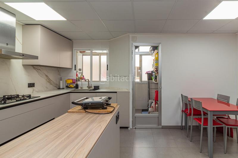 Foto 59769bd4-e2ab-4aa6-b5e4-62a03988e154. Pis a avenida de francia 39 a Cariñena - Carinyena Villarreal / Vila - real