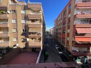Appartement  Calle virgen del losar 35. Piso con cinco dormitorios en puerto de sagunto