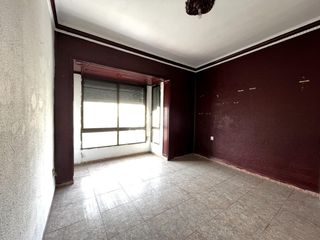 Pis a Calle peñagolosa 4. Piso de dos dormitorios en castellón zona castalia