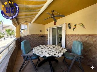 Casa adossada a Calle malaga 11. Adosado de tres dormitorios en oropesa del mar