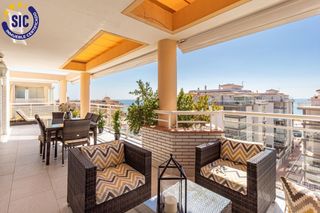 Penthouse  Calle alicante 8. Ático de diseño con espectacular terraza y vistas al mar en peñí