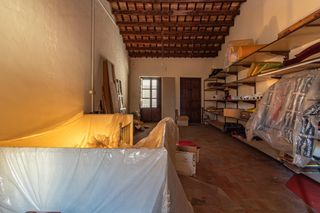 Casa  Calle sant pere pascual 7. Casa a reformar con cuatro dormitorios en centro de burriana