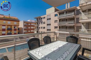 Pis  Cabanes 11. Piso con dos dormitorios y piscina en oropesa del mar
