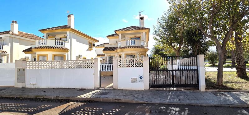 Foto db677c02-4d01-4008-aa1d-c174aef1f5b5. Chalet en calle malva 14 en El Algar Cartagena