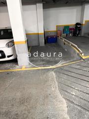 Miete Motorradparkplatz  Carrer gravina. Plaza de parquing pequeña en alquiler!