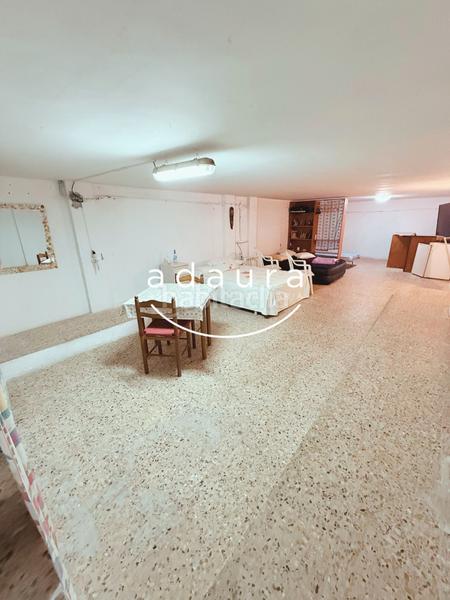 Foto 8e8fdf31-da5b-47fa-a8d5-b78640c37cc2. Locale commerciale in carrer de les agudes 8 in Cerdanyola Nord Mataró