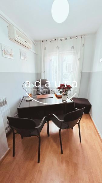 Foto c694fb42-8649-4cb1-aa37-43ac2b7552f4. Rent office space in caracter riera 33 in Centre Mataró