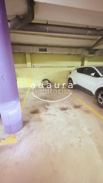 Foto 026a54cd-4065-421f-946d-ab634d8f554c. Location parking voiture dans Havana Mataró