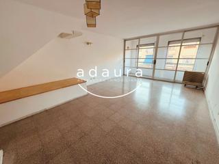 Location Duplex  Avinguda perú 4. Dúplex en alquiler temporal (11 meses)