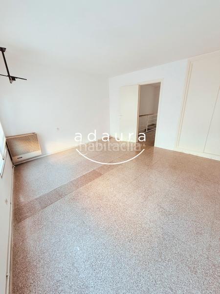 Foto 10c919a5-8439-40c3-bafa-ea06de627161. Miete zweistöckige wohnung in avinguda perú 4 in Rocafonda Mataró