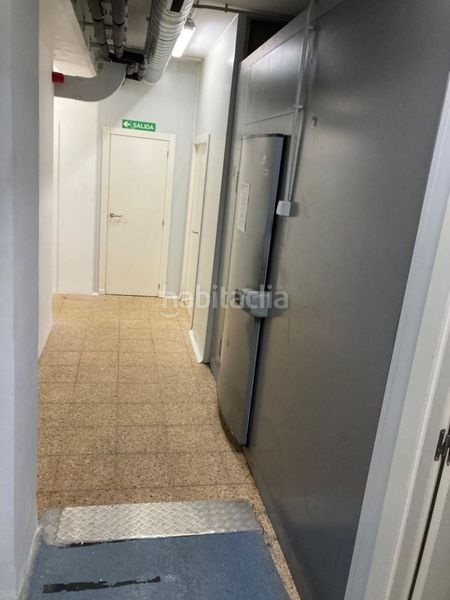 Foto 478aae49-8ea4-438e-b8f1-fe7b2cc29bc5. Traspaso local comercial obrador en poblenou en El Parc i la Llacuna del Poblenou Barcelona