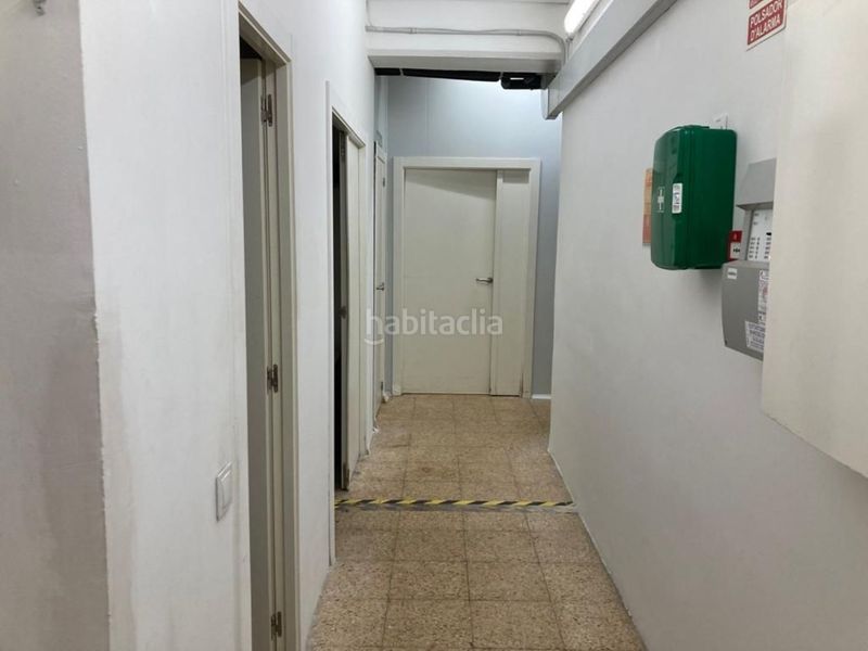 Foto b780efac-14e8-453d-a818-ccc1d44cc36b. Traspaso local comercial obrador en poblenou en El Parc i la Llacuna del Poblenou Barcelona