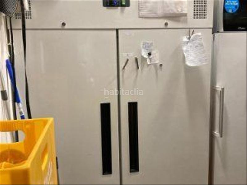 Foto d98c9ea5-4991-4fa1-af4b-5b11729e65bf. Trapasso locale commerciale in Raval Barcelona