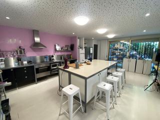 Transfer Business premise in Tres Torres. Escuela de cocina en sarria