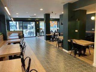 Pas-de-porte Local commercial à Poblenou. Cafetería con 24 pax terraza y escaparate en poblenou oficinas