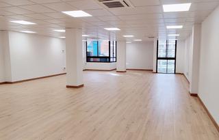 Rent Office space  Pau claris. Oficina en pau claris en edificio comercial