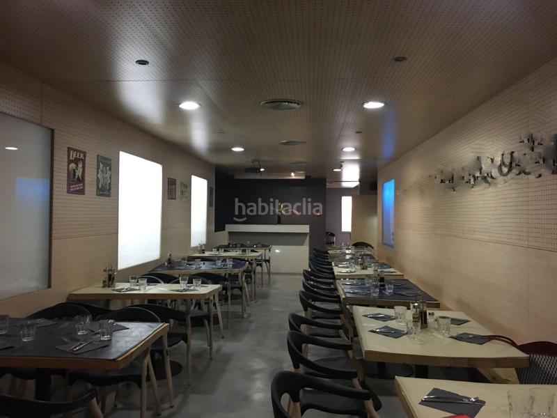 Foto 82d71ebd-1e53-4f2f-abf8-aeec7a0691c8. Traspaso local comercial restaurante y bar de copas en aribautravesera de gracia en Barcelona