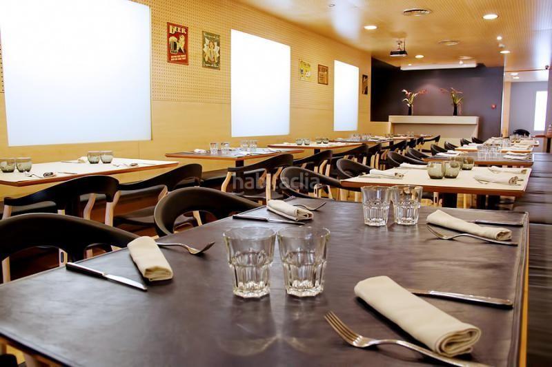 Foto 9d6cb6bc-18b6-4f6f-bf98-16ee466ddd6e. Traspaso local comercial restaurante y bar de copas en aribautravesera de gracia en Barcelona