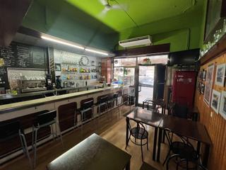Traspàs Local Comercial a Vila de Gràcia. Bar emblematico con salida de humos en gracia