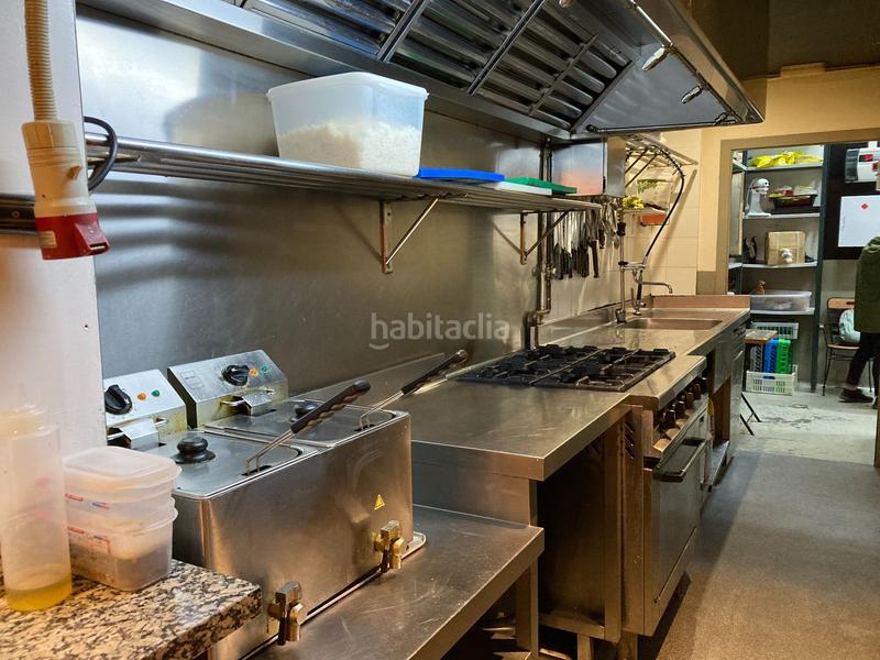 Foto c4b2767a-cb5f-4148-ba49-0843820cc011. Traspaso local comercial bar restaurante con terraza en calle tuset sarriàsant gervasi en Barcelona