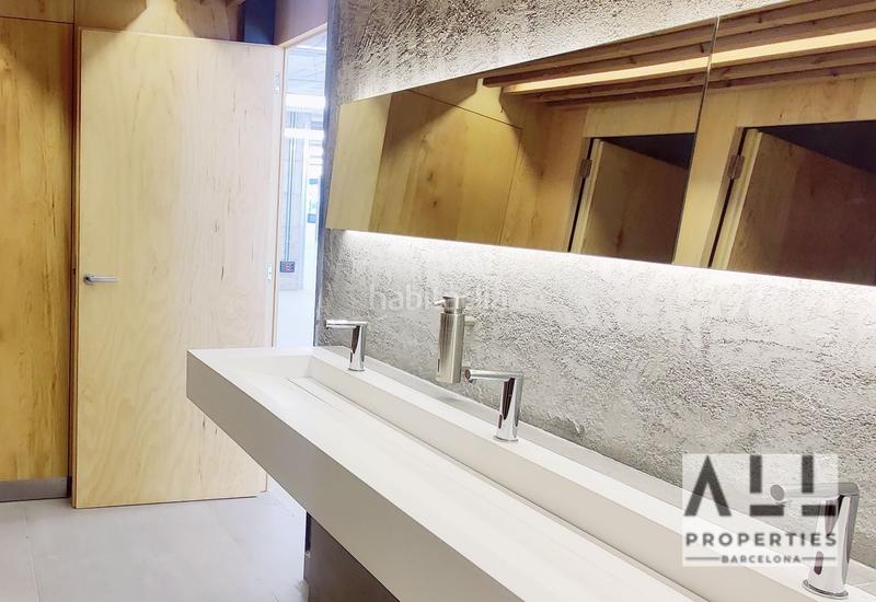 Foto 25f7d9bb-2305-4930-8205-73bc4d28f970. Rent office space with heating in Sant Ramon - Maternitat Barcelona