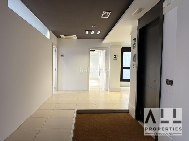 Foto bdca0b03-4259-4234-ae52-874051d6d7a5. Miete büro mit heizung in Sant Ramon - Maternitat Barcelona