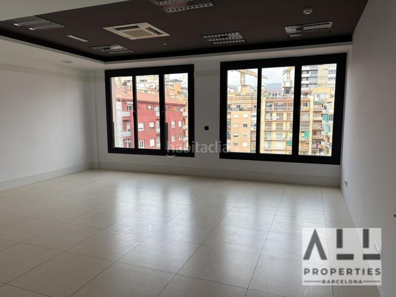 Foto 90cd6a13-f85f-4eb8-8637-81a4021f676a. Affitto ufficio con riscaldamento in Sant Ramon - Maternitat Barcelona