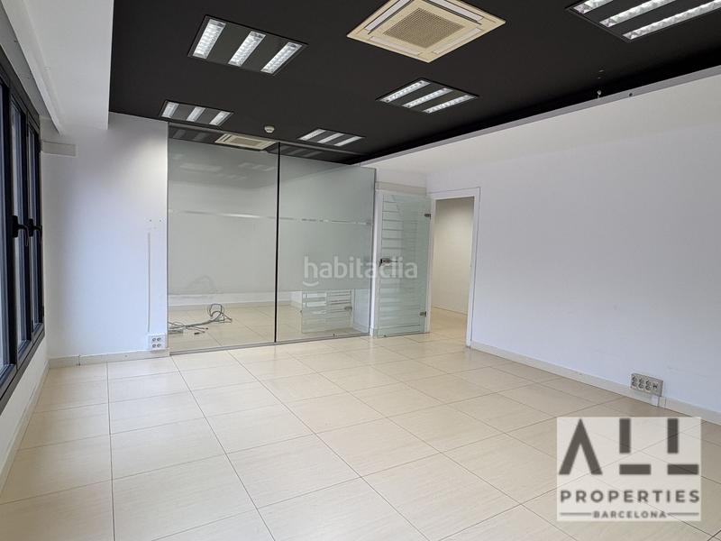 Foto d0f2295b-75f5-465d-8d56-2f0df1030a75. Rent office space with heating in Sant Ramon - Maternitat Barcelona