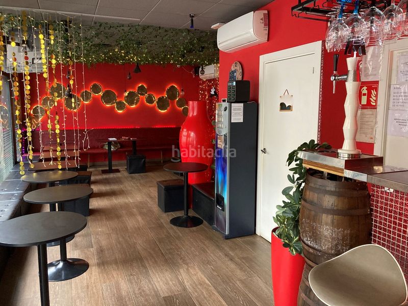 Foto 8784e370-9787-4c3e-bd74-a6a8b75f8ead. Traspaso local comercial c2 sin salida de humos en las inmediaciones recinto medernista sant pau y avenida gaudi en Barcelona