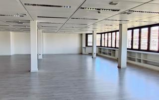 Location Bureau  Francesc macià