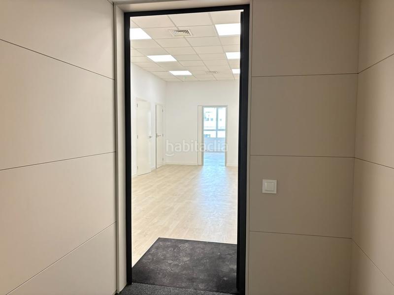 Foto c156ec55-ba69-4064-ade3-90b36af15152. Rent office space with heating in Dreta de l´Eixample Barcelona