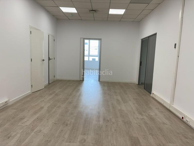 Foto cf86cf8a-3931-43ab-b392-23eba86d1cd2. Rent office space with heating in Dreta de l´Eixample Barcelona