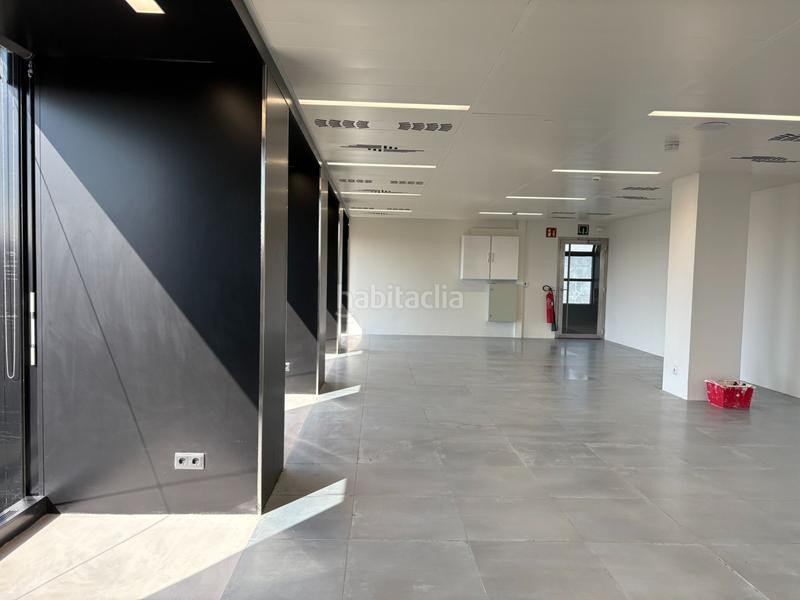 Foto 3159e31b-11d6-4982-a1e1-43e6b26760d5. Location bureau avec chauffage dans Barri de les Corts Barcelona