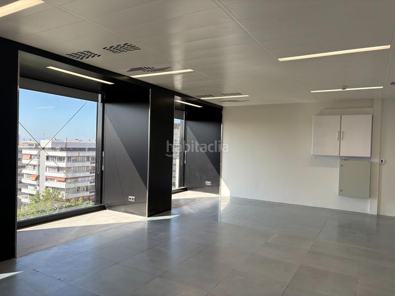 Foto bdd4c0e3-ad69-4761-b748-49460932a157. Rent office space with heating in Barri de les Corts Barcelona