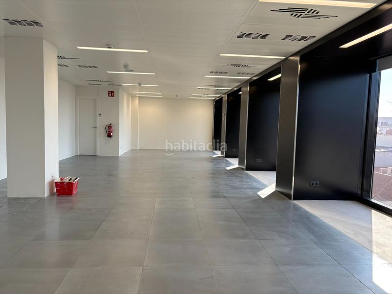 Foto e589809e-0a30-4d9b-90d0-45f6bb9a1046. Affitto ufficio con riscaldamento in Barri de les Corts Barcelona