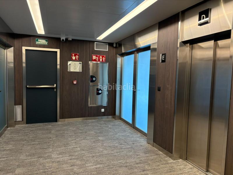 Foto 10e5ec37-5d6a-46ec-ba1b-7ad35177ec34. Miete büro mit heizung in Barri de les Corts Barcelona