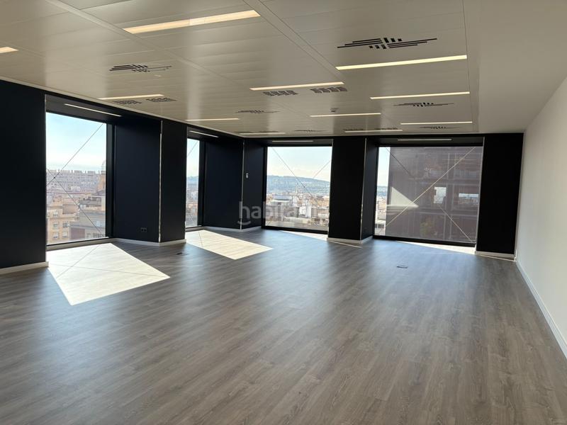 Foto 725baf70-797a-4253-a67e-708b1c956563. Miete büro mit heizung in Barri de les Corts Barcelona