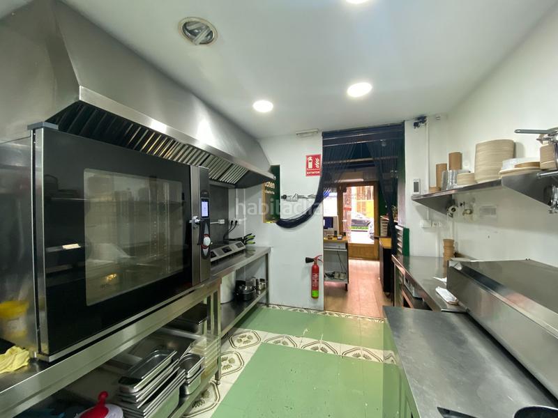 Foto 8d0ca9a3-c08e-42c9-a972-003609ed87fc. Pas-de-porte local commercial dans Hostafrancs Barcelona