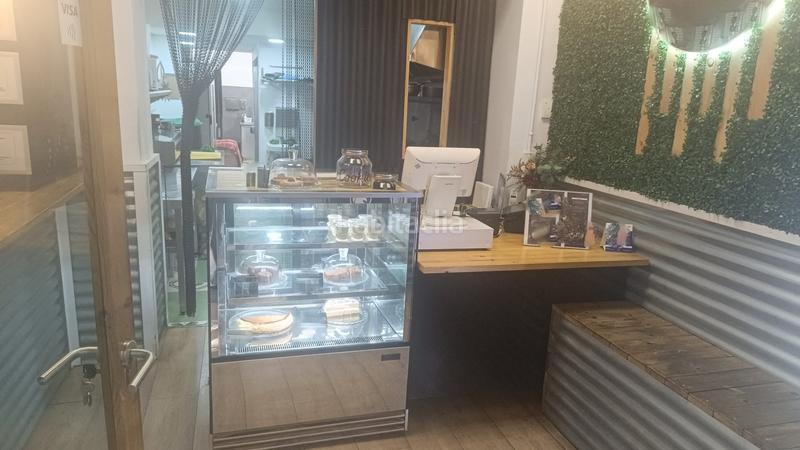 Foto 8d6c5555-8c36-434b-be88-22dd27725ede. Pas-de-porte local commercial dans Hostafrancs Barcelona