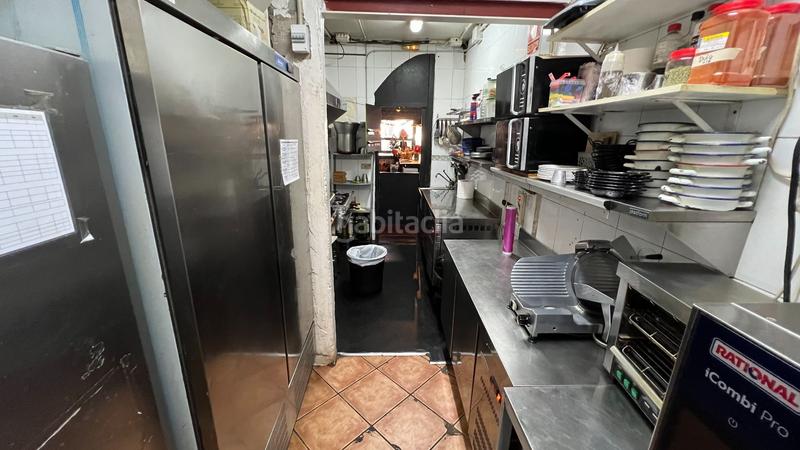 Foto 16d0fcef-a342-4edd-bebb-a846144903c0. Traspàs local comercial a Raval Barcelona