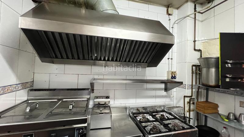 Foto 3c93a381-0ceb-42c6-bc10-0648d74de58e. Traspaso local comercial bar restaurante con terraza en el Raval en Barcelona