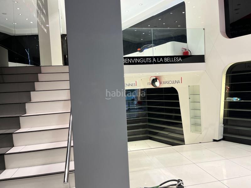 Foto ce40982f-65f8-416a-becd-879c7f3e8796. Rent business premise in plaça de molina 5 in Sant Gervasi - Galvany Barcelona